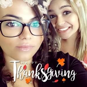 Meet your Posher, Yaneth